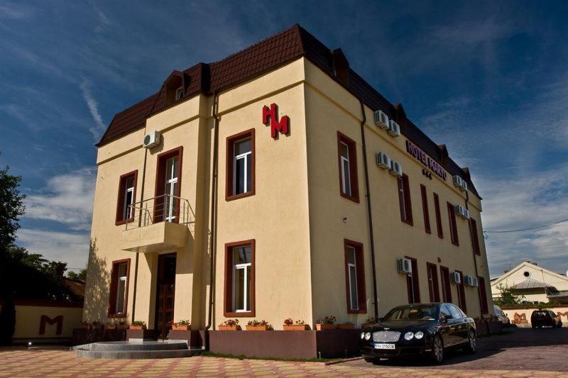 Hotel Maryo Ploieşti Exterior foto